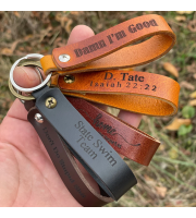 Elegant personalized leather keychain – a unique and versatile accessory