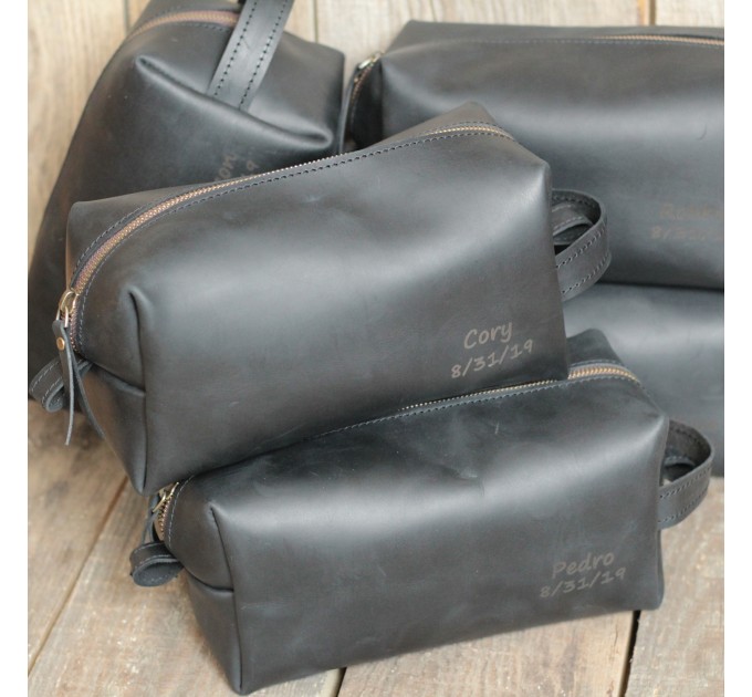 Leather Dopp Kits for Stylish Travelers