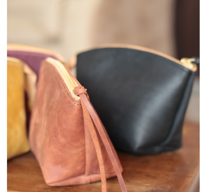 Chic Leather Cosmetic Bags 