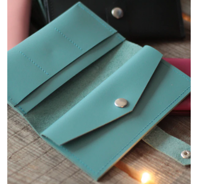 Stylish and practical Women's Bifold Wallet for modern women