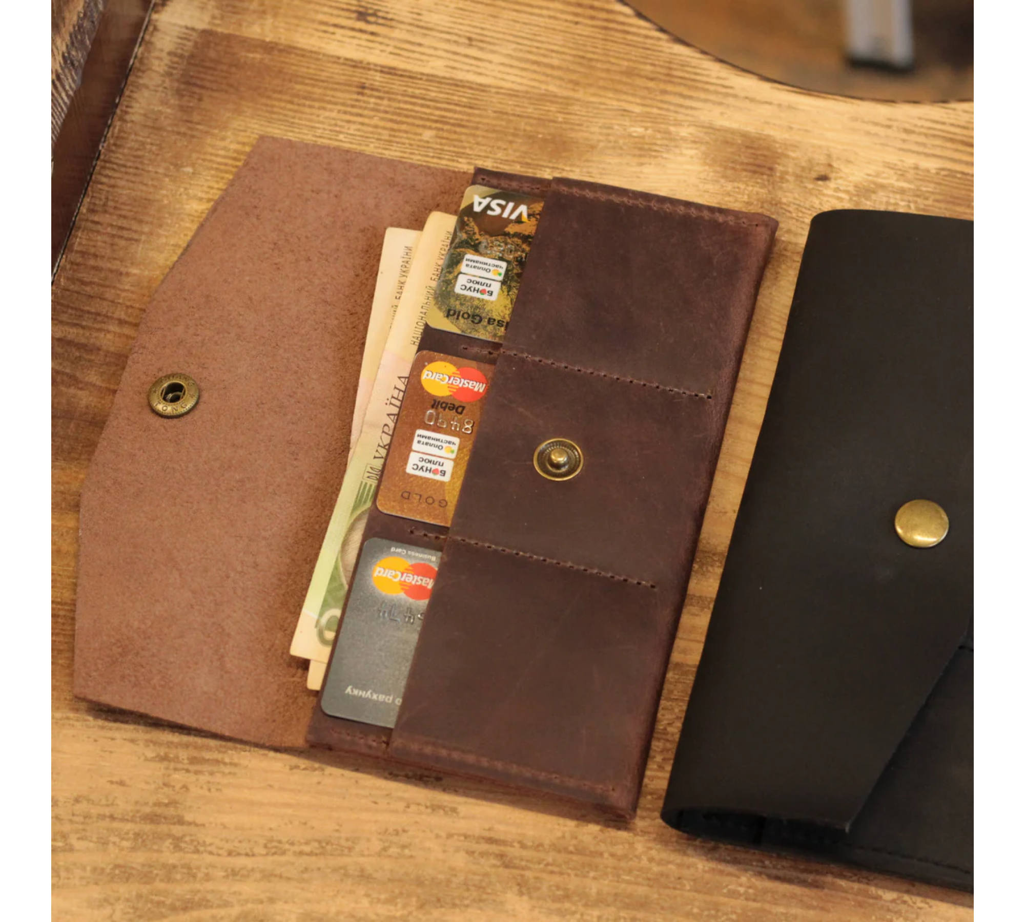 Discover the Perfect Women's Wallet for Her