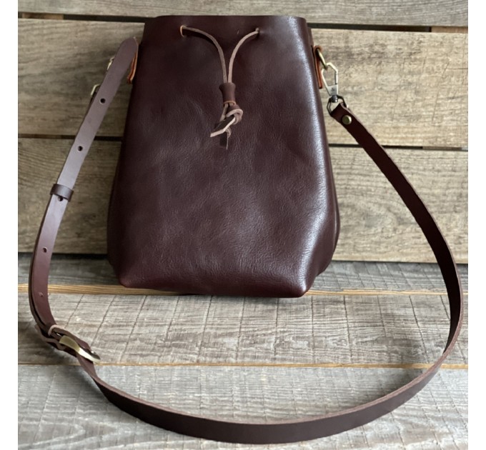 Leather Bucket Bags Effortless Elegance and Functionality