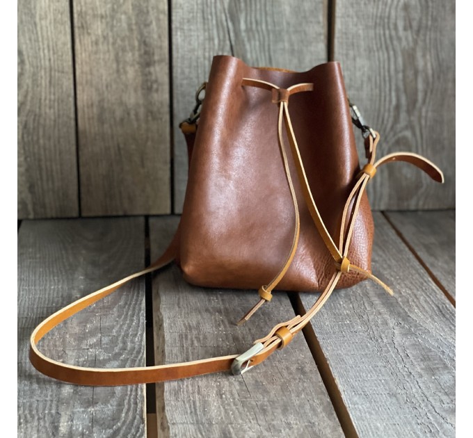 Leather Bucket Bags Effortless Elegance and Functionality