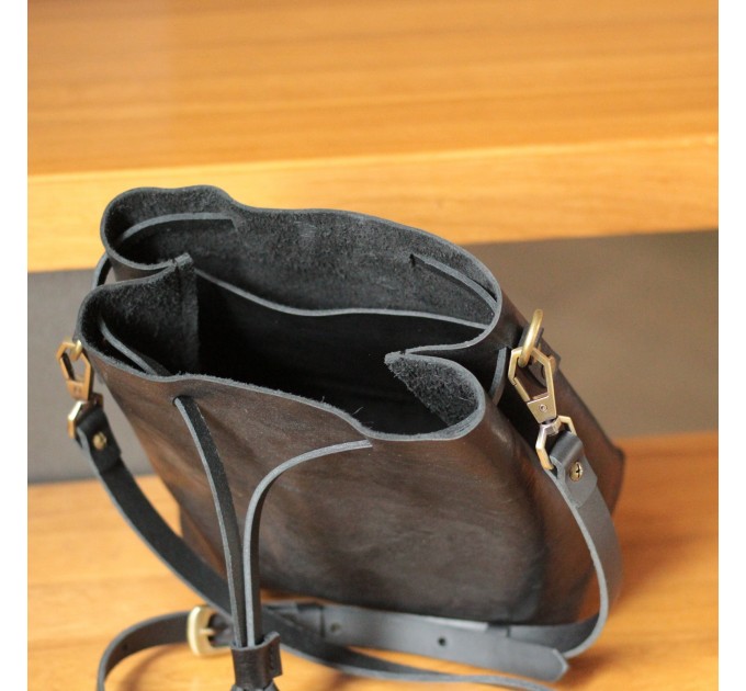 Leather Bucket Bags Effortless Elegance and Functionality