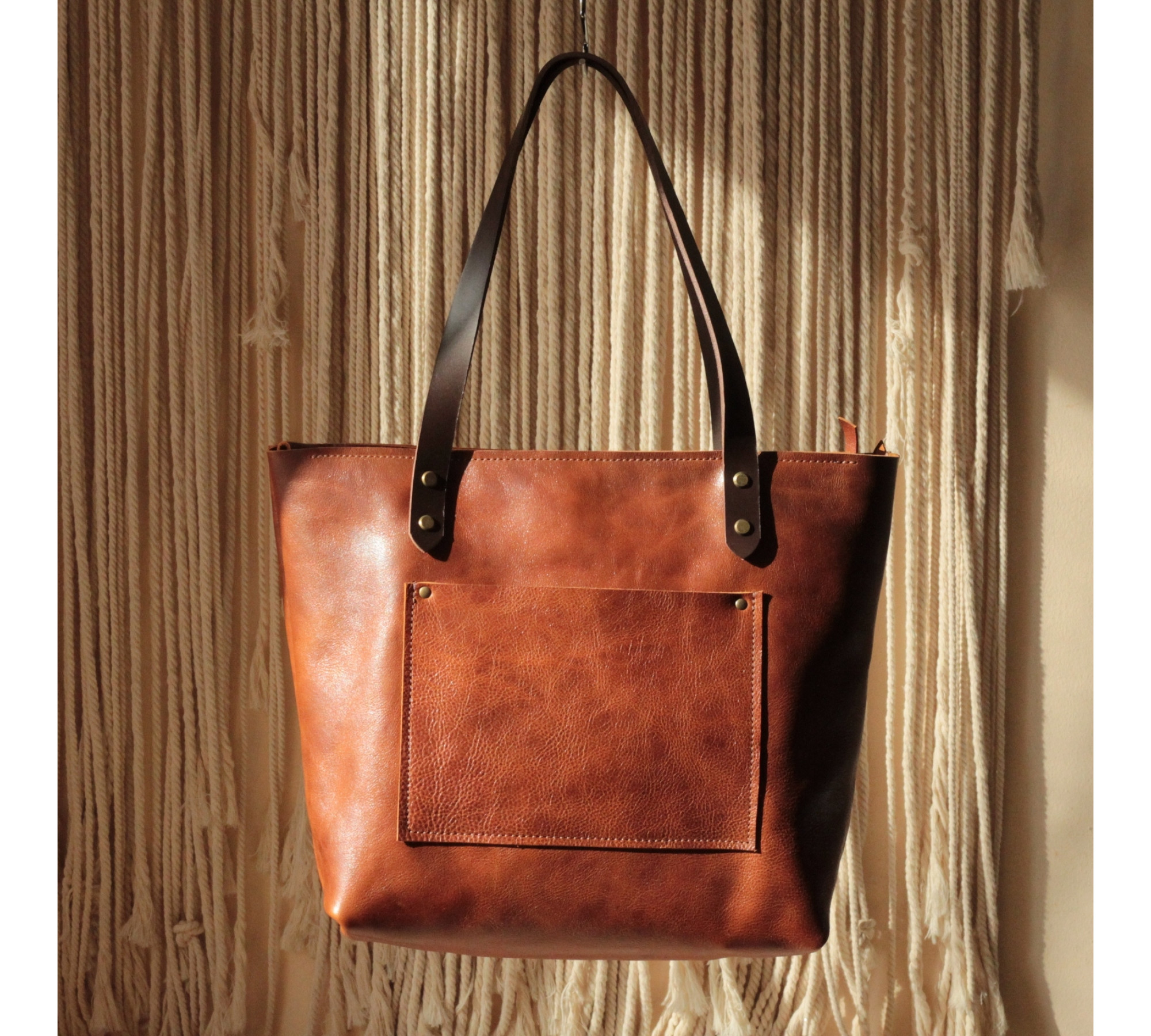 Shop Stylish Leather Tote Bags 