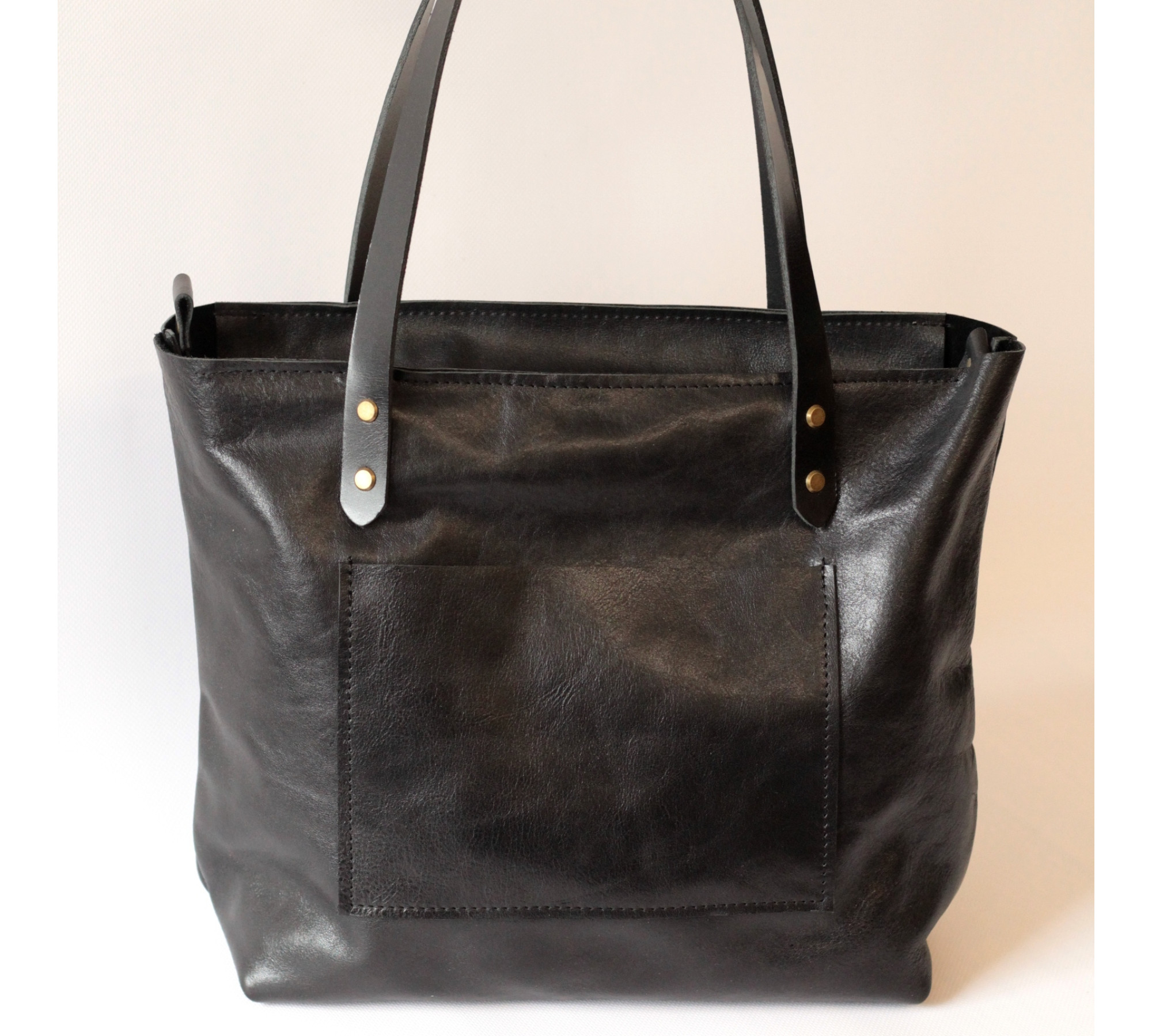 Shop Stylish Leather Tote Bags 