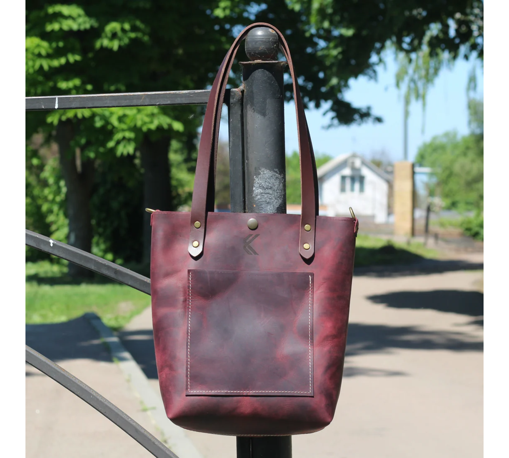 Discover the Perfect Leather Bags for Women 