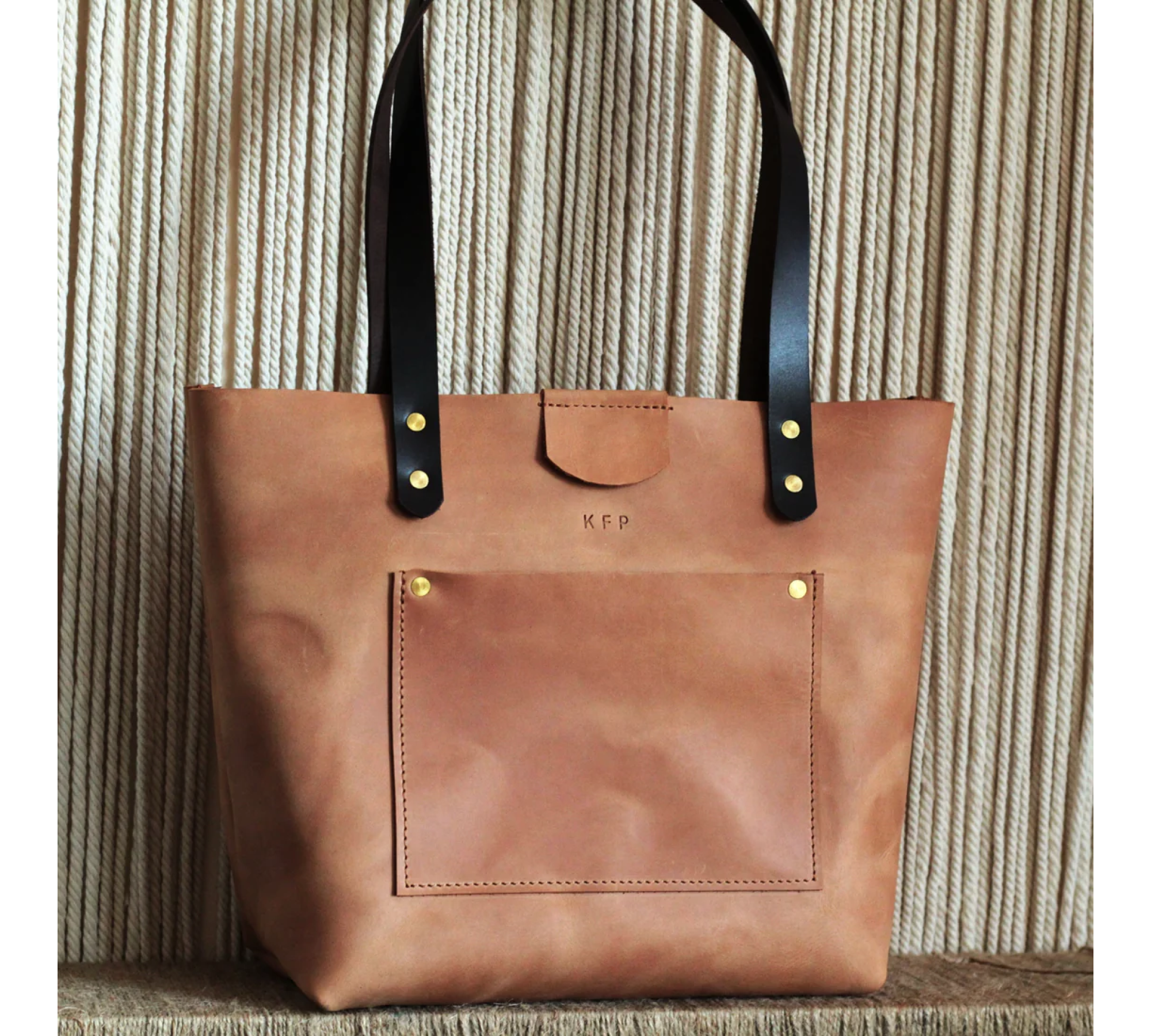 Discover the Perfect Leather Bags for Women 