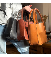 Handmade Italian Leather Tote Bag – Lightweight Vegetable Tanned Carryall