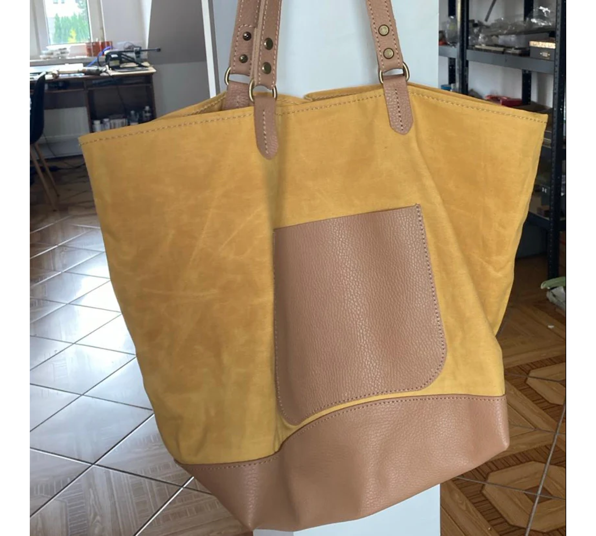 Waxed Canvas Midi Bag 