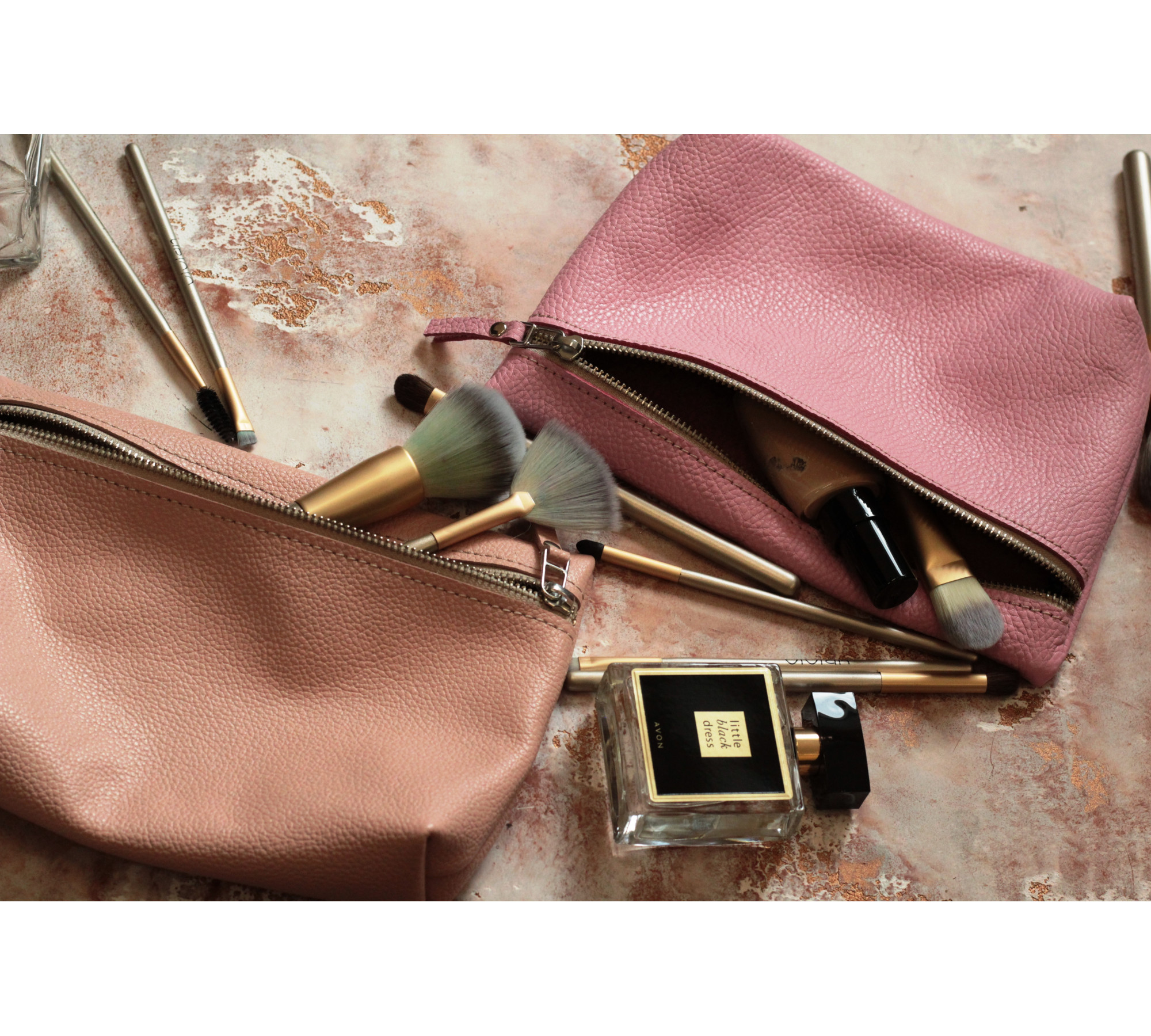 Personalized Leather Makeup Bags for Women
