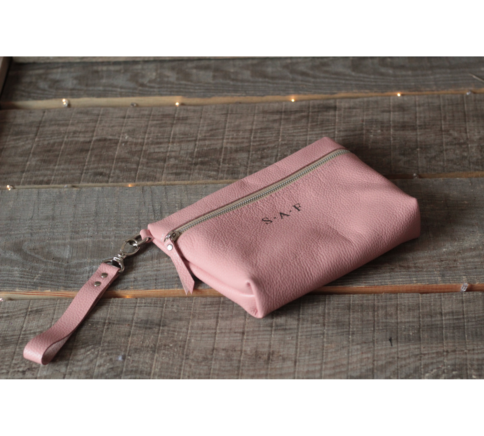 Personalized Leather Makeup Bags for Women
