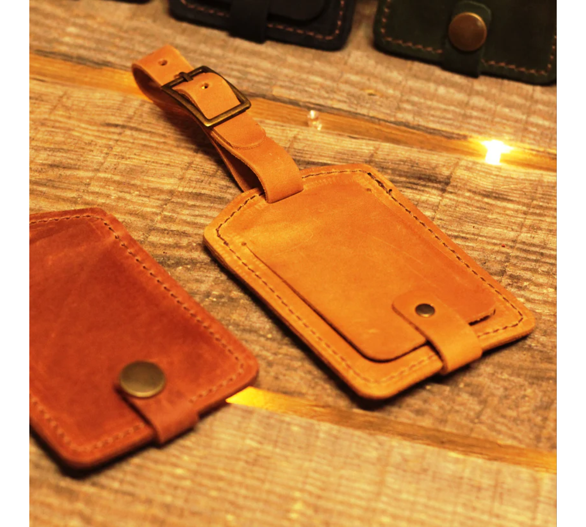 Personalized Leather Luggage Tag – Travel in Style and Safety