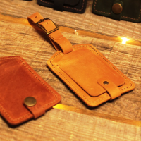 Personalized Leather Luggage Tag – Travel in Style and Safety