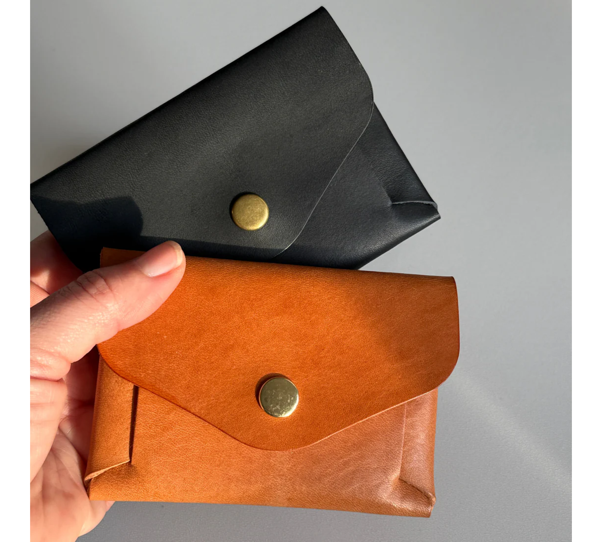 Minimalist Leather Card Holder – Forget Bulky Wallets