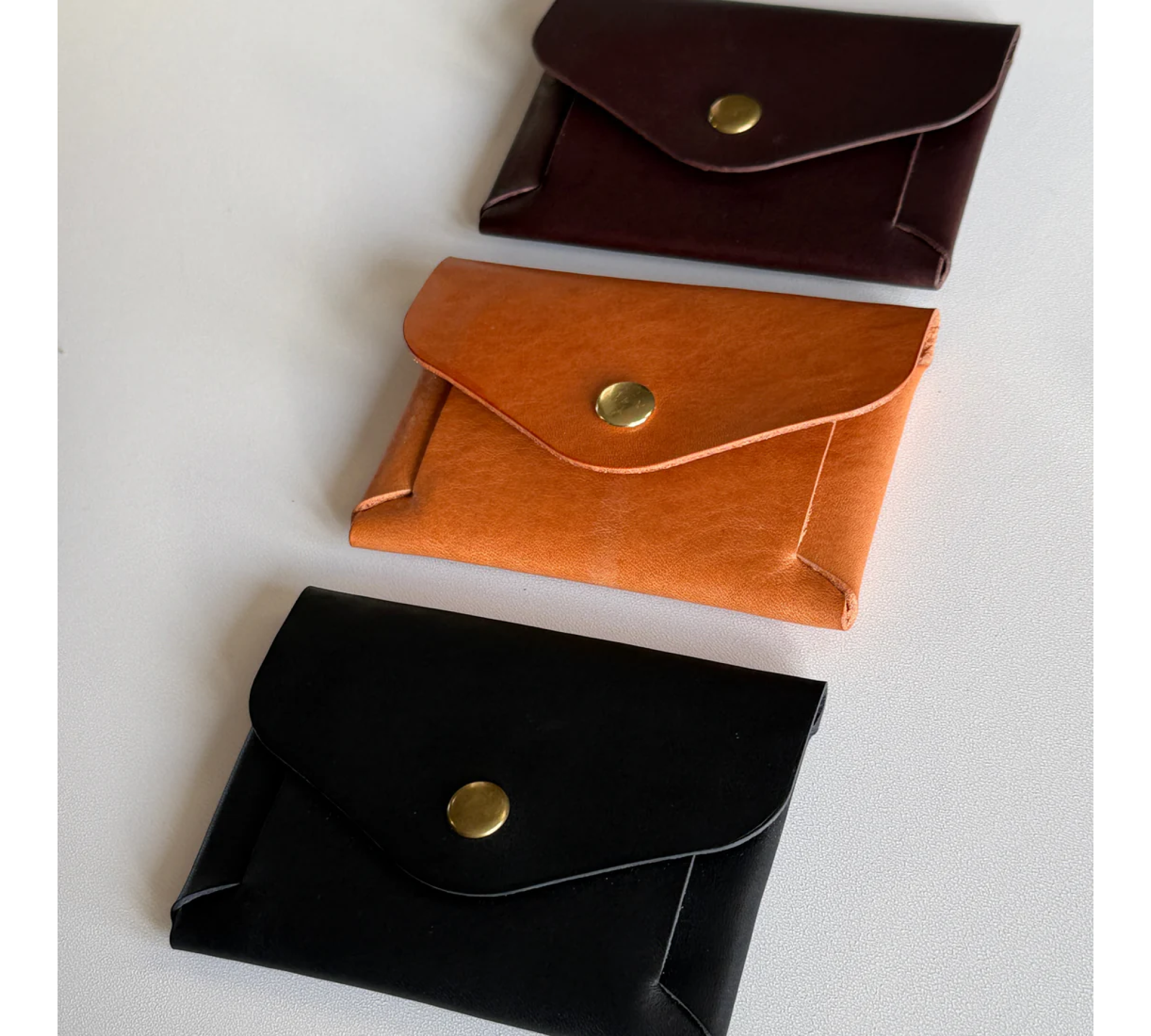 Minimalist Leather Card Holder – Forget Bulky Wallets