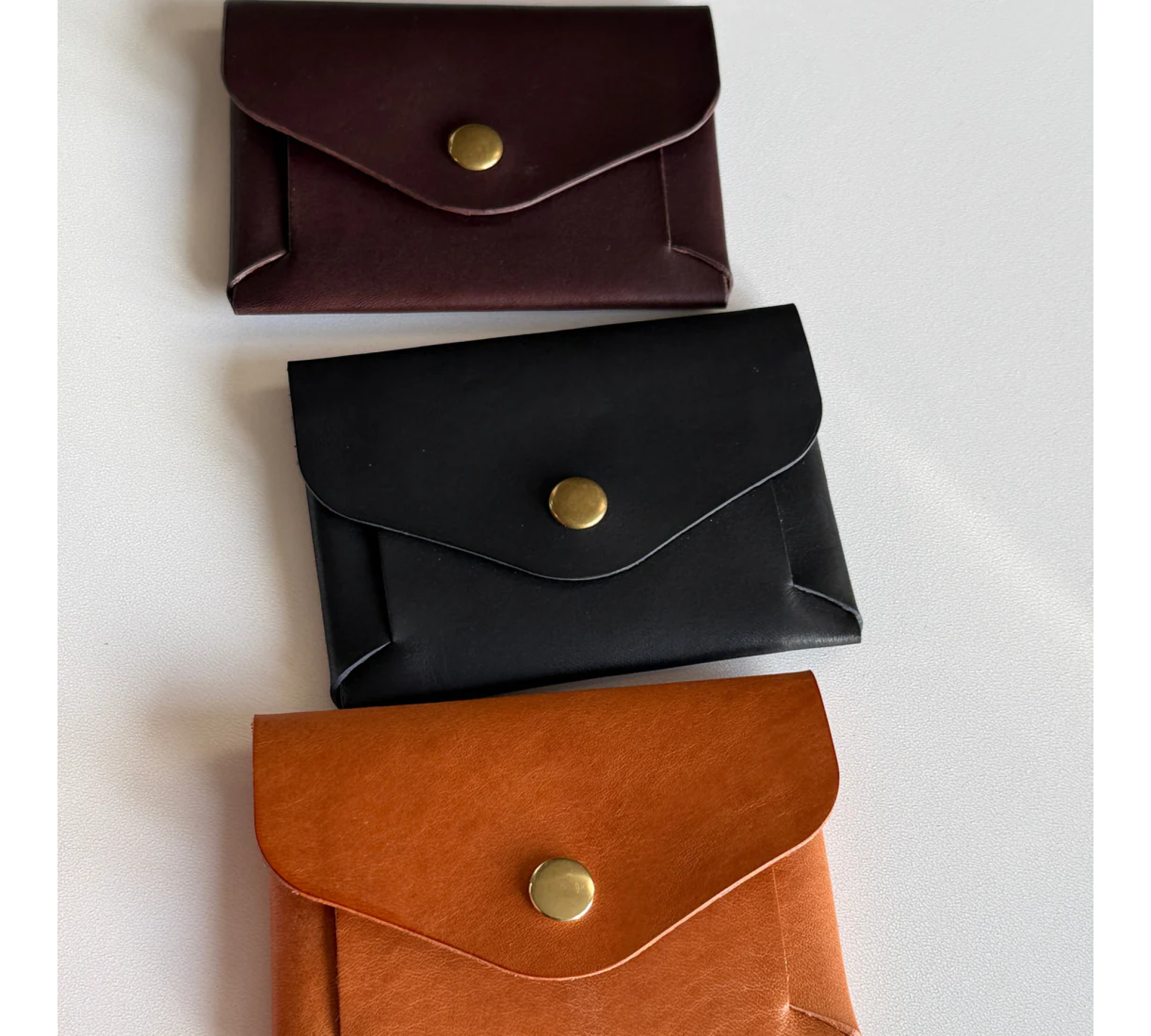 Minimalist Leather Card Holder – Forget Bulky Wallets