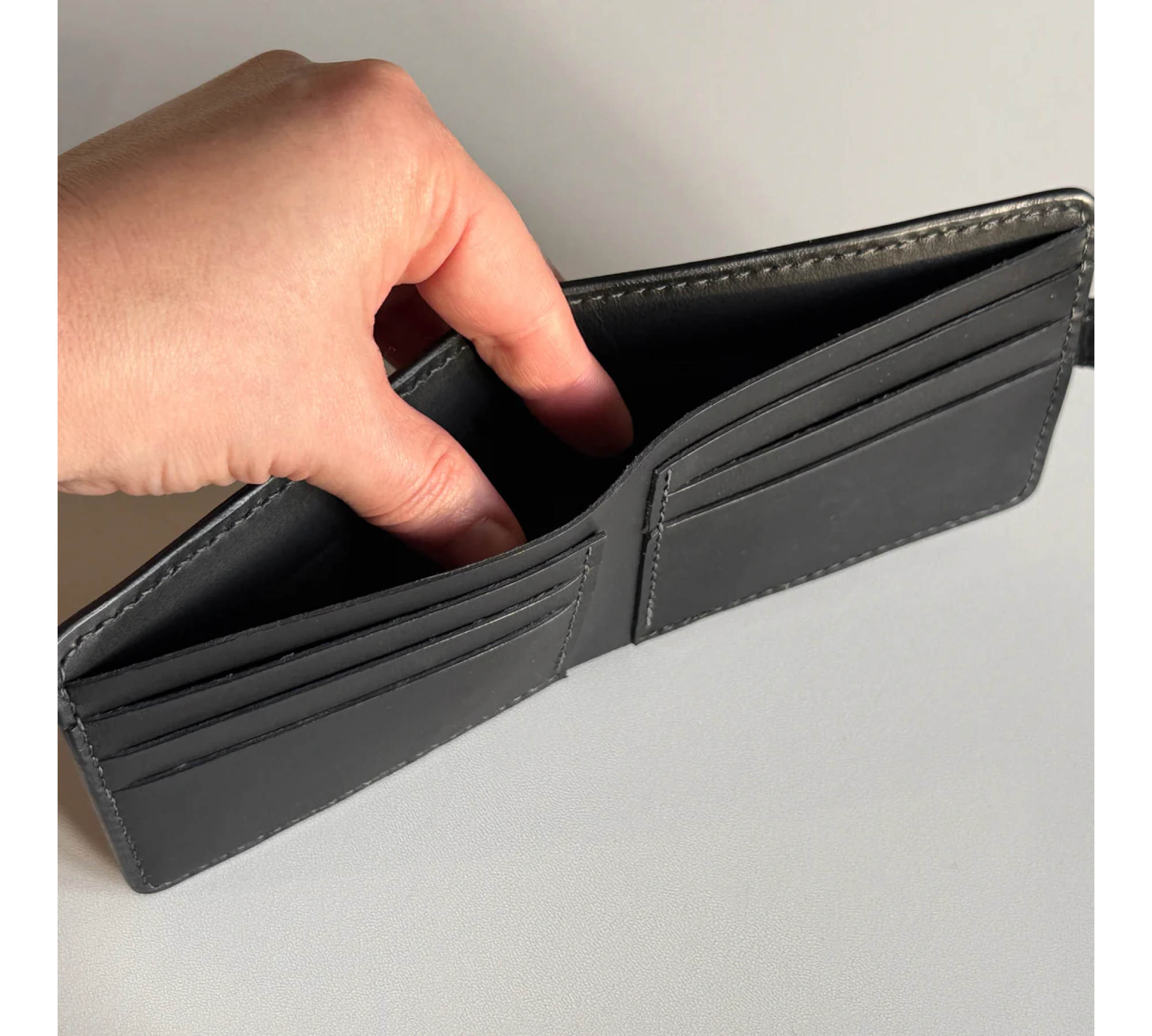 Hand-Stitched Leather Men’s Bifold Wallet with Personalization