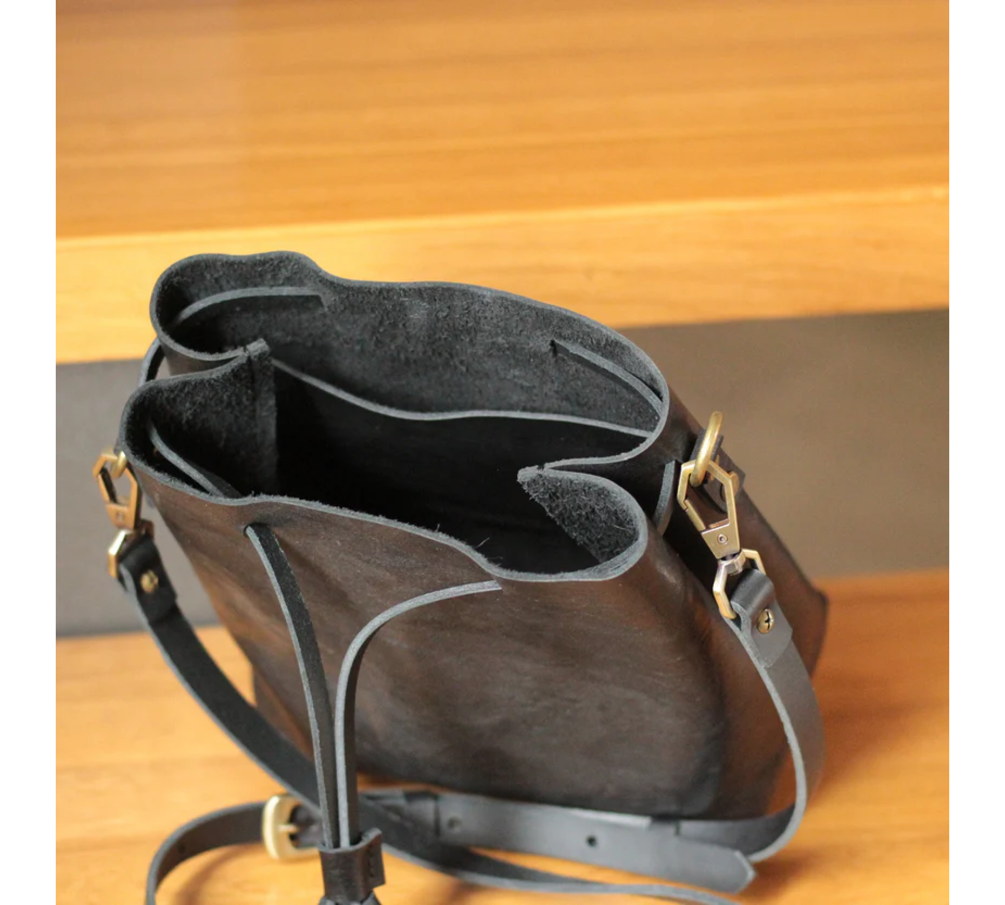 Handmade Leather Bucket Bag